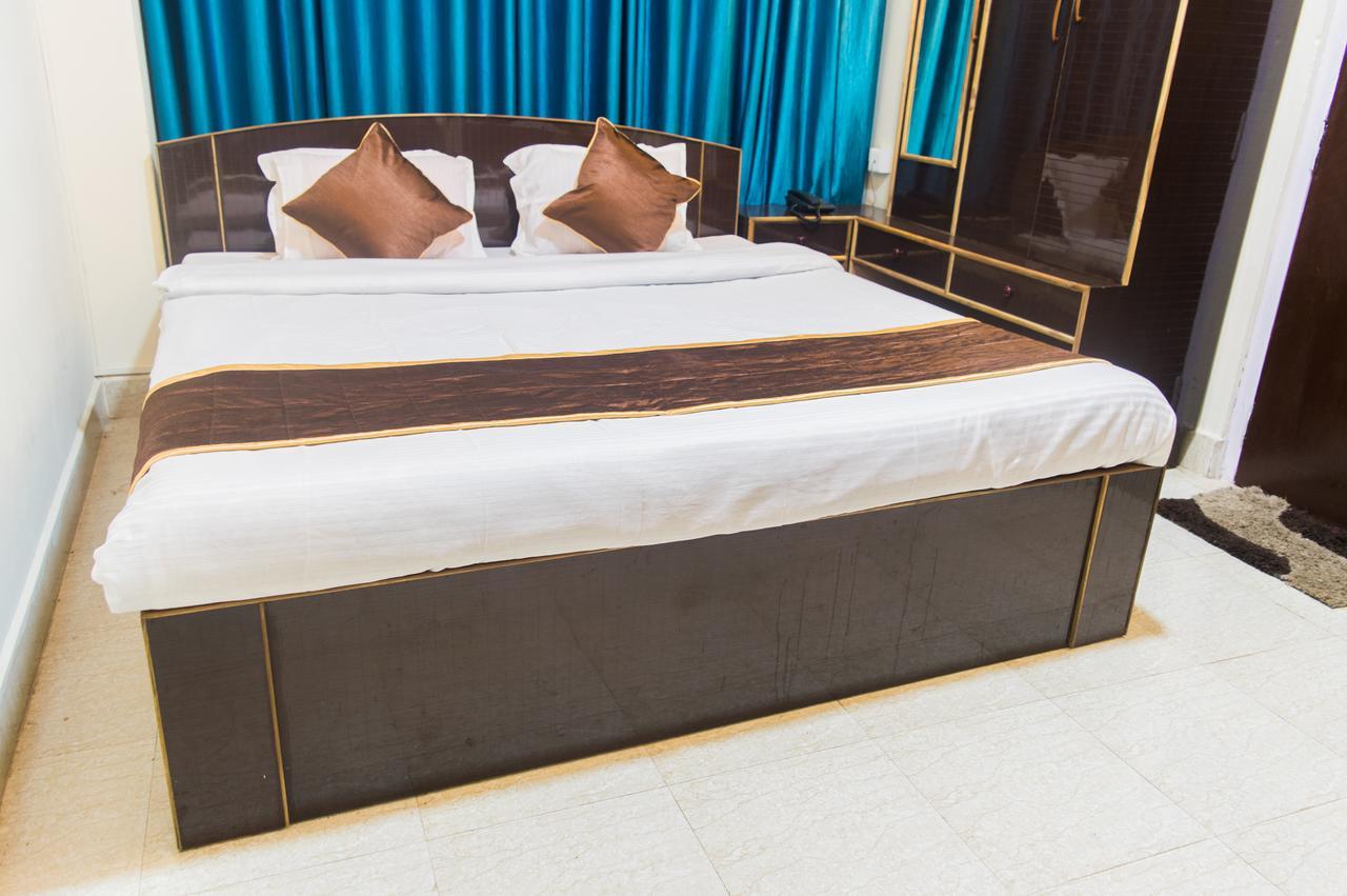 Oyo 11515 The Lily Guest House Shillong Bagian luar foto