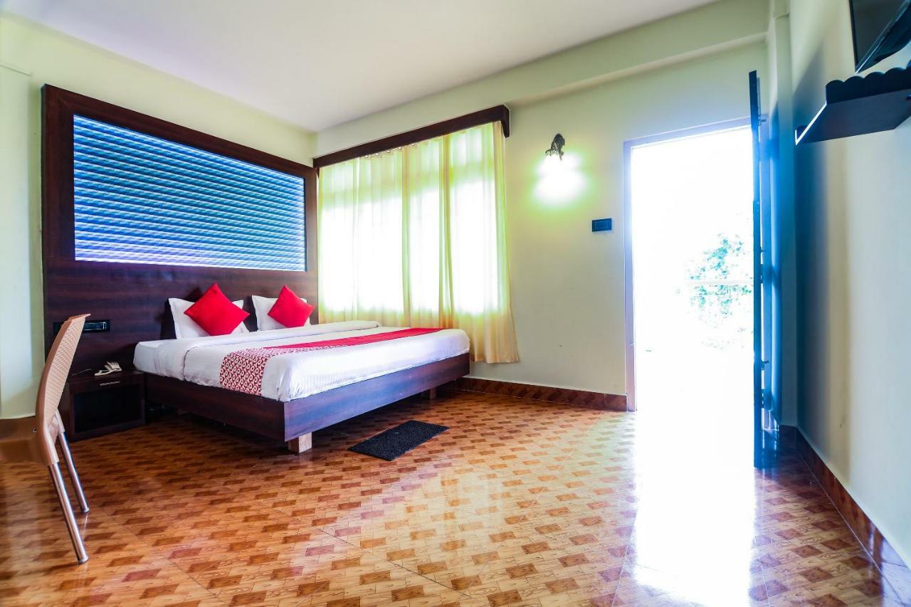 Oyo 11515 The Lily Guest House Shillong Bagian luar foto