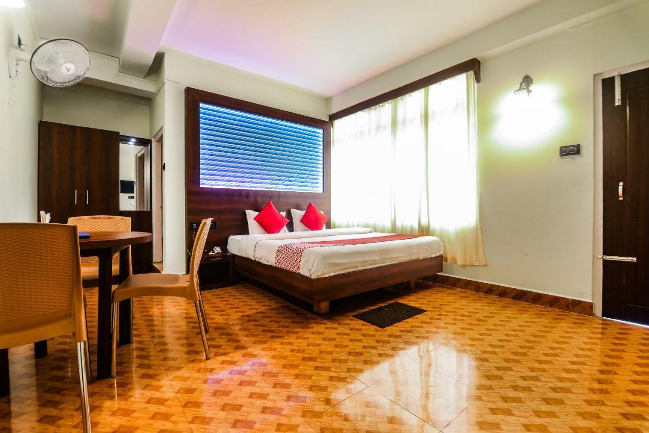 Oyo 11515 The Lily Guest House Shillong Bagian luar foto